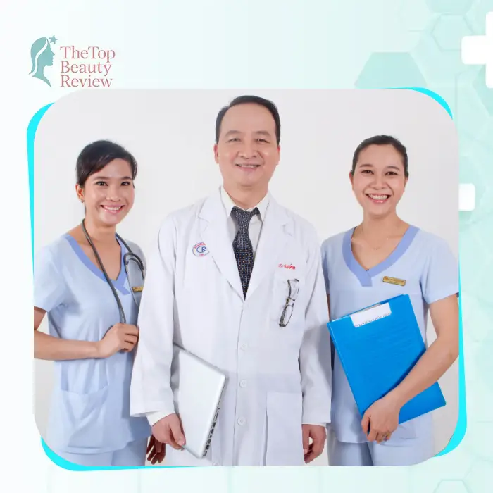 Top 7 Eyelid Surgery Clinics in District 12 with Natural Results & High Safety (2026)